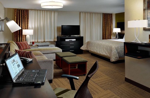 Lafayette Apartment | Studio | Free Breakfast. Indoor Pool. Free Wi-Fi