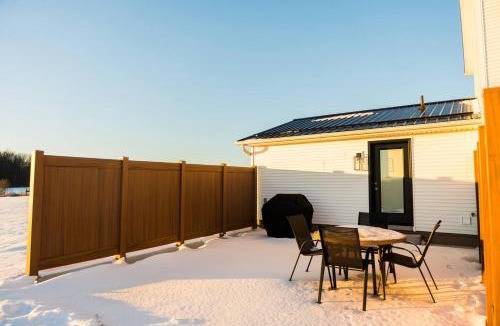 Homerville House | Studio Luxe - 1BR-1BA - Private Patio & Grill