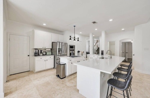 Rowlett House | Stunning 6BR, Pool - Great for Big Groups