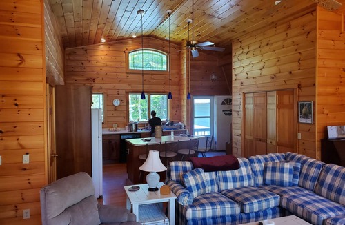 Rome House | Stunning Belgrade Lakes Waterfront Retreat – Dock, Kayaks & Breathtaking Views!