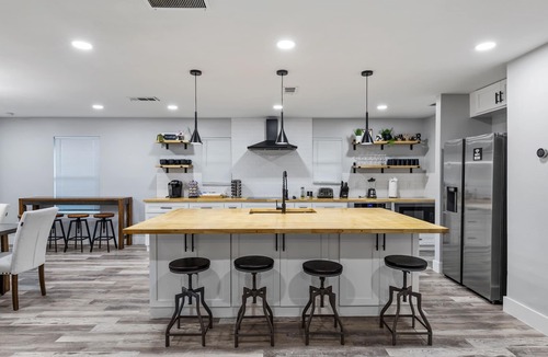 Northwest Dallas House | Stunning Home w/ Pool and Massive Gameroom