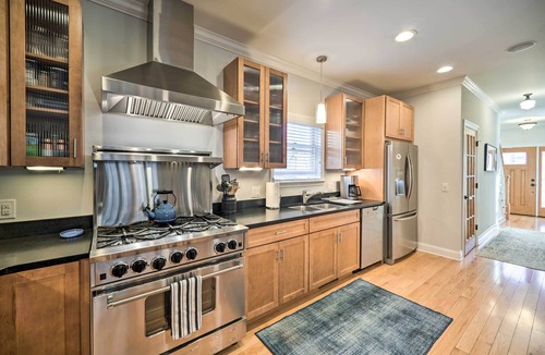 Saratoga Springs House | Stunning House w/Deck, Game Room & Home Gym!