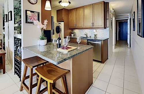 Maalaea Condo | Stunning Maalaea Fully Remodeled Oceanfront Condo Ocean Views Pool BBQ