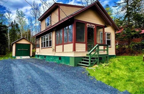 Greenville Cabin | Stunning Waterfront Cabin with Fire Pit, Porch and Deck in Maine