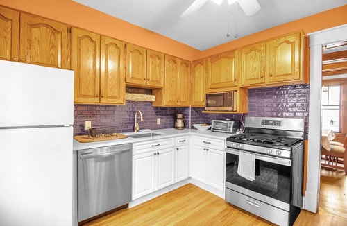 Black Rock Apartment | Stylish 3bd apartment by Delaware Park and Museums