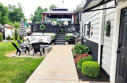 Erie House | Stylish and Spacious 3 bedroom home located 3.4 mi from downtown Erie, PA