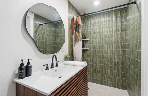 Oak Cliff Apartment | Stylish Cozy Studio in Bishop Arts Prime Walkable Location #6