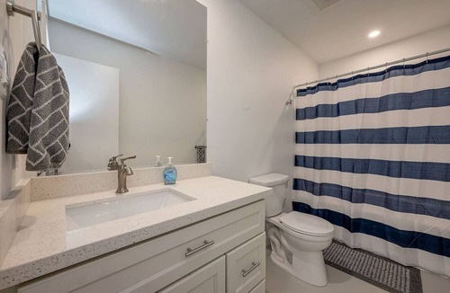 April Sound Apartment | Stylish Studio on Lake Conroe