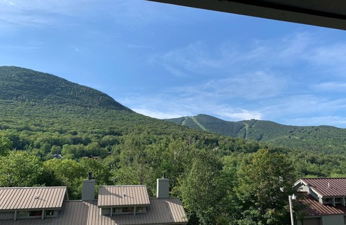 Lincoln House | Sun Soaked Views, Pool, Spa; and Spectacular Mountain Views