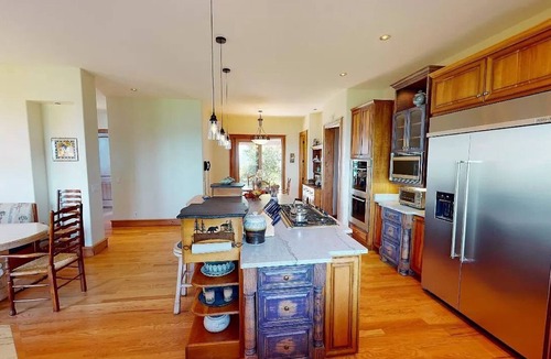 Hayesville House | Sunrise to Sunset - Luxury reatreat, stunning views, swim spa!