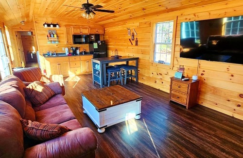 Greenville Cabin | Super Private Cabin with Gorgeous Landscape in Maine