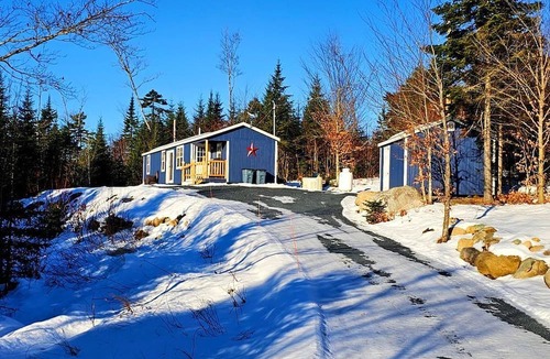 Greenville Cabin | Super Private Cabin with Gorgeous Landscape in Maine