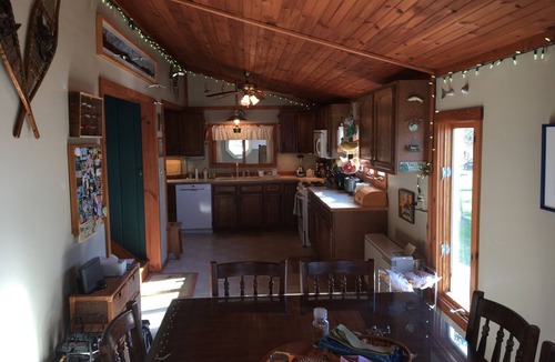 Town of Hermon Cabin | Superb Lake House For Your Family Vacation - Trout Lake Waterfront