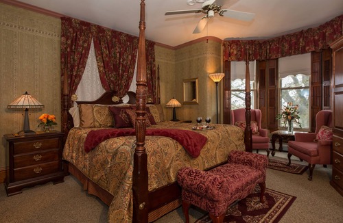 Canandaigua Bed & Breakfast | Sutherland House Victorian Bed & Breakfast