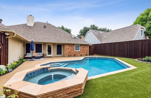 Plano House | TCH - Spacious 4bd/3ba home in Plano with Pool