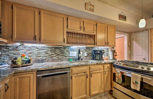 Chattanooga Cabin | Tenn Riverfront Cabin - 10 Mi to Chattanooga