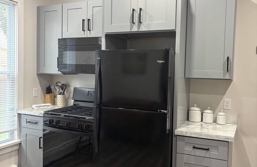 Dansville Apartment | Terrific apartment with AC in charming Dansville