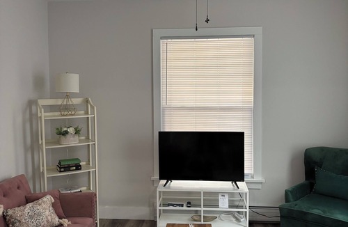 Dansville Apartment | Terrific apartment with AC in charming Dansville