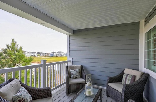 Bayside House | The 10th Tee Retreat - Luxury Bayside 5 Bedroom Home with Golf & Pond Views