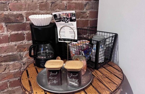 Short North Apartment | The Alcove by Jungle House Downtown & Short North - Walk to High Street - Near Convention Center, OSU & Nationwide Arena Private Parking 5,800 Reviews
