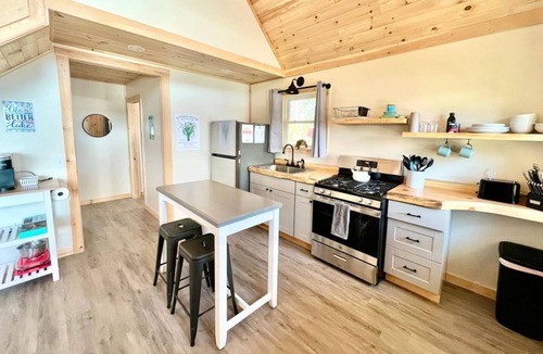 Shawmut Cabin | The Beach Bum | Modern Cabin on the Sand
