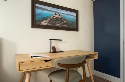 Sylvan Beach Hotel | The Beachside Co