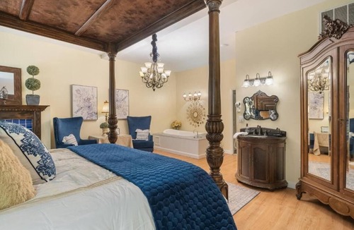 Fort Smith House | The Beland Mansion