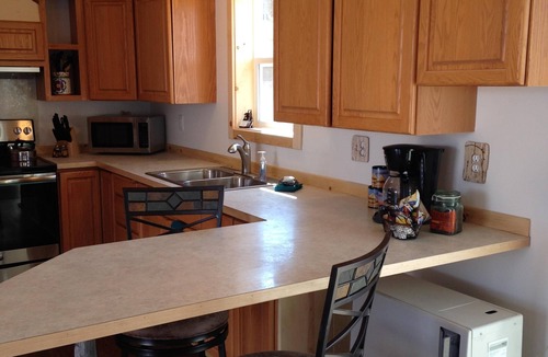 Diamond Ridge Apartment | The Blue Spruce Studio