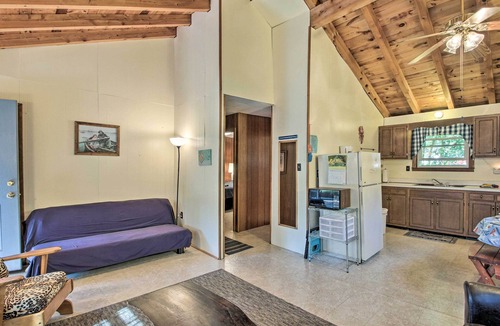Raymond Cabin | 'The Den' Raymond Home w/200 Feet of Sandy Beach!