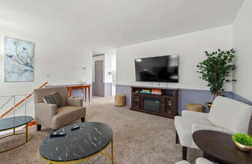 Royal Manor House | The Gahanna Getaway