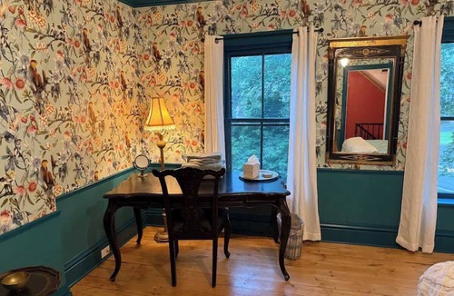Seneca Falls Villa | The Gould Residence & The Swaby Sanctuary