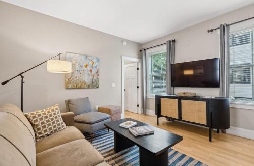 West End Apartment | The Heart of the West End #3 & #4