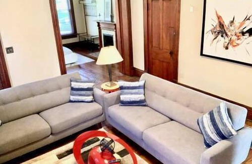 German Village House | The House Hotels - New Frankfort 2