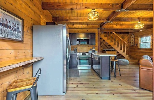 Blairsville Cabin | The Industrial at the Rise Retreat