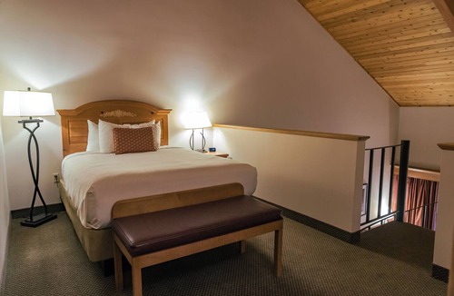 Ellicottville Hotel | The Inn At Holiday Valley