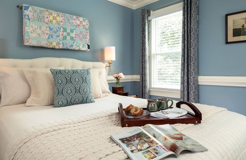 New Castle House | The Jacqueline House of Wilmington