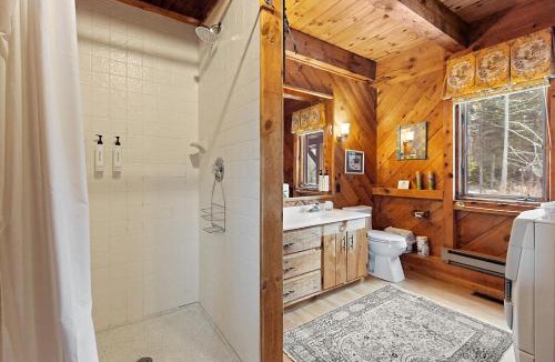 Rangeley House | The Lakehouse at The Dunn Compound on the Lake