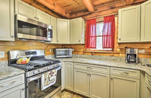 Pleasant Mount House | The Log Cabin At Equestrian House