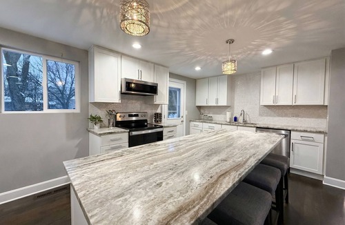 Westerville House | The Loop House - Game Room, King Bed & Coffee Bar