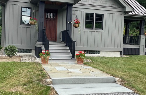 Cohocton House | The Mission House- located in the Finger Lakes. Hike & bird watch. EV charger.