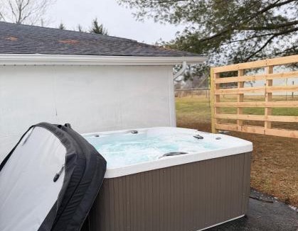 Etna House | The Nook on the Farm with Pool,Hot tub and Games