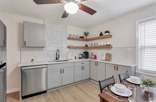 Grandview Heights House | The OSU House - 4 BR 5 min from OSU