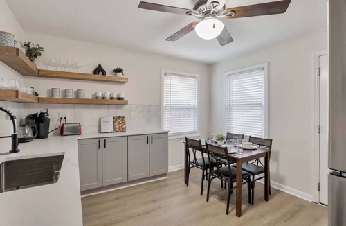 Grandview Heights House | The OSU House - 4 BR 5 min from OSU