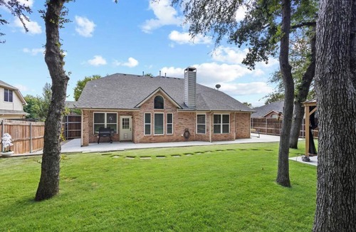 Corinth House | The Parkwood Retreat, Gazebo, Firepit & Work Stay