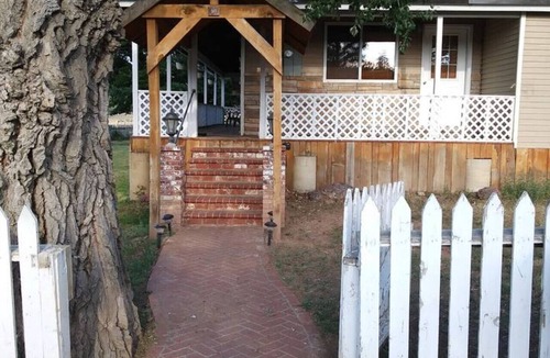 Alton House | The Ranch House Retreat