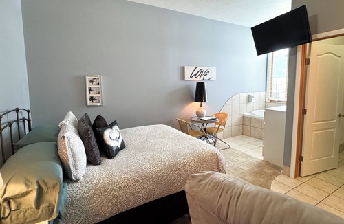 Edinboro Bed & Breakfast | The Seasons Inn at Nicks Place