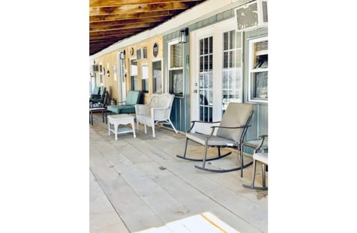 Tidioute Villa | The Shirley May Allegheny River View Launch