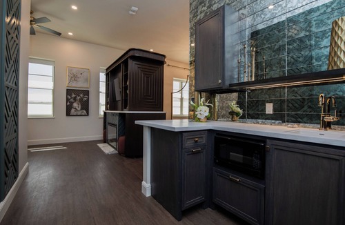 Springdale Apartment | The Star on Spring