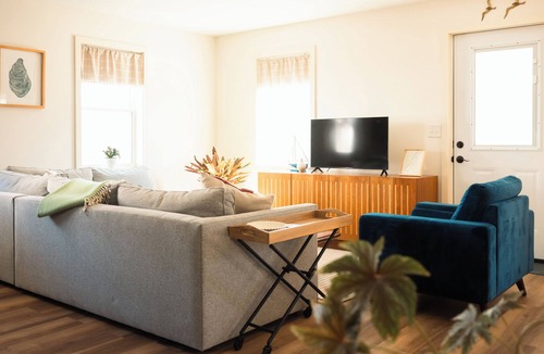 Newcastle House | The Tipsy Butler Cottage & Sauna