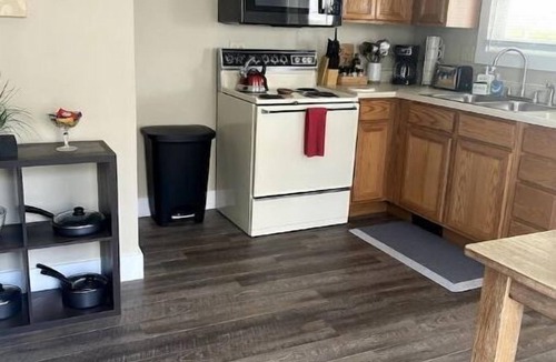 Dayton House | The Townhouse in Dayton- Close to UD